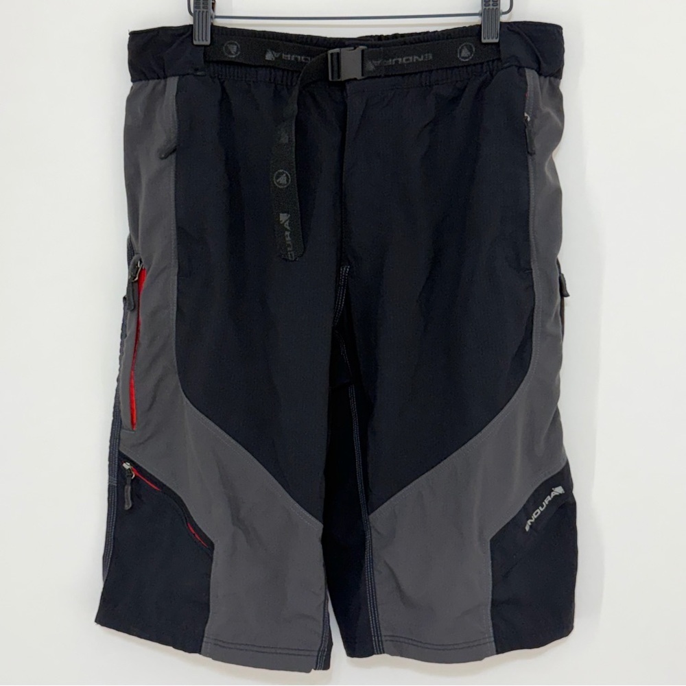Endura Men's Hummvee Cycling Shorts Black/Gray Size XL (No Liner)